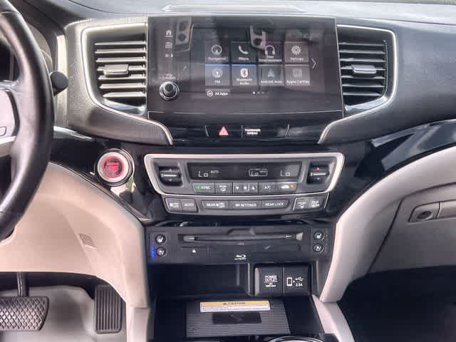 Thumbnail: 2019 Honda Pilot - 18