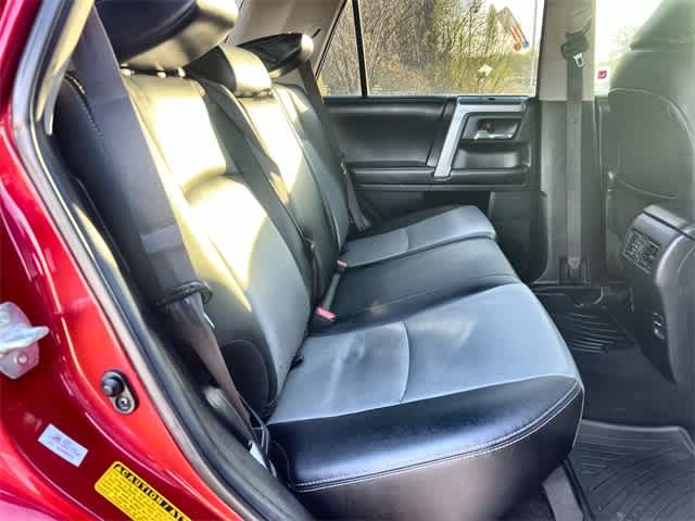 Thumbnail: 2016 Toyota 4Runner - 14