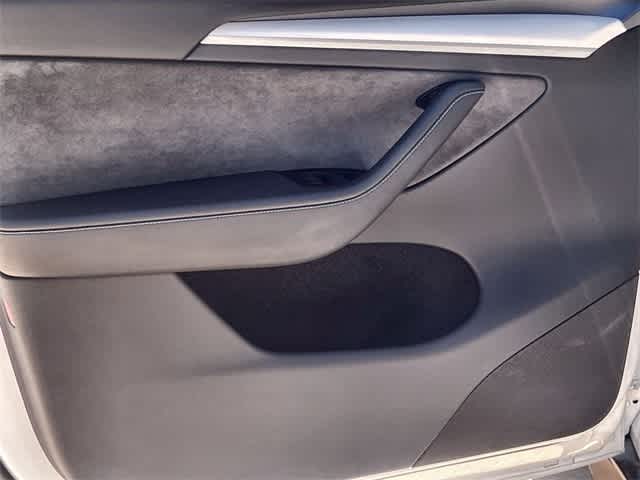 Thumbnail: 2023 Tesla Model Y - 30
