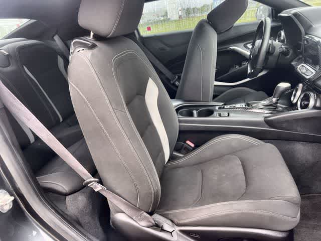 Thumbnail: 2017 Chevrolet Camaro - 12