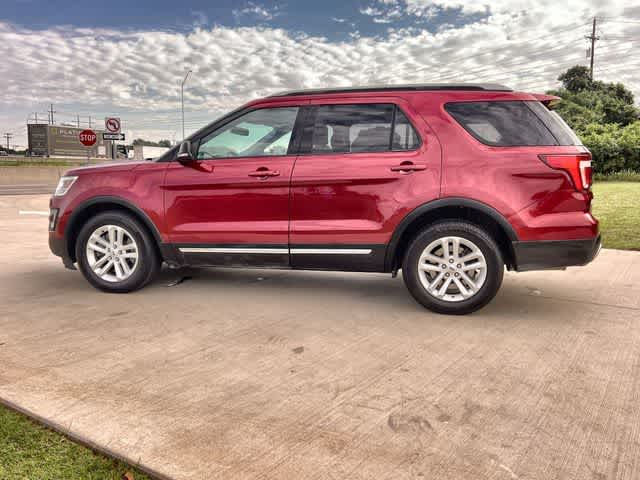 Thumbnail: 2017 Ford Explorer - 4
