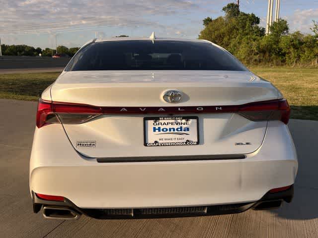 Thumbnail: 2022 Toyota Avalon - 6