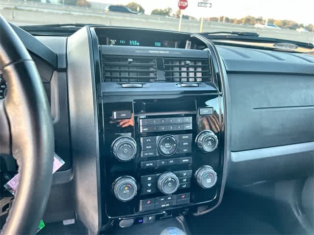 Thumbnail: 2010 Ford Escape - 18