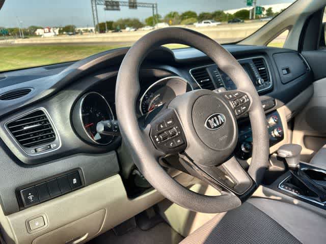 Thumbnail: 2020 Kia Sedona - 15