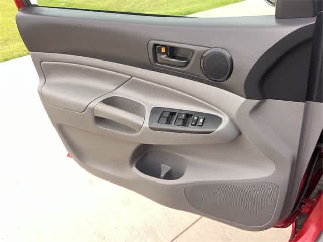 2012 Toyota Tacoma  30