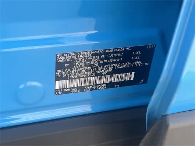 2021 Toyota RAV4 XLE 22