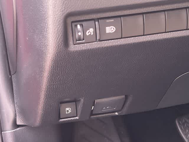 Thumbnail: 2024 Toyota RAV4 - 29