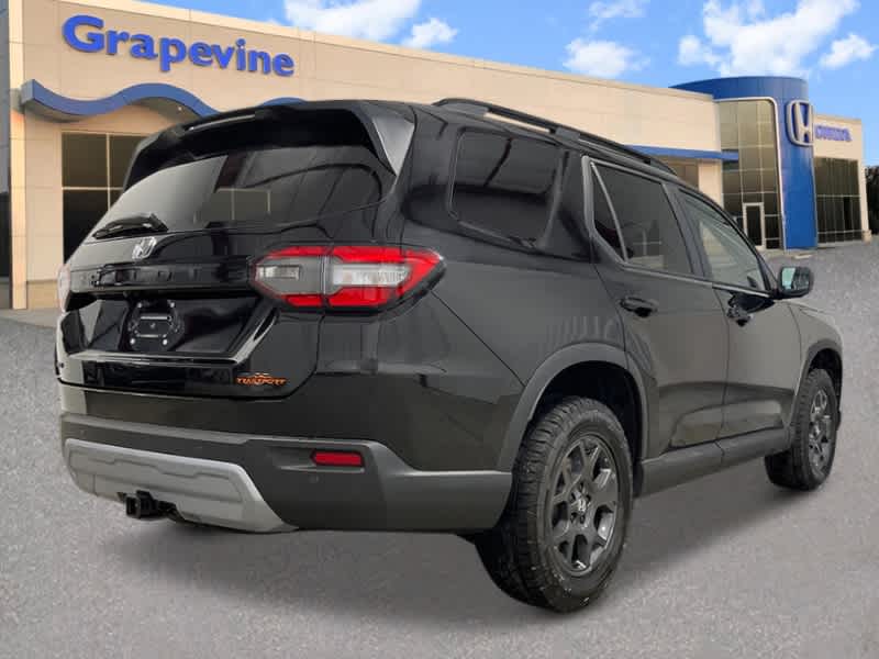 Thumbnail: 2025 Honda Pilot - 8