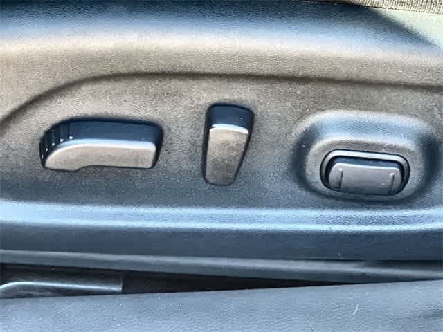 Thumbnail: 2017 Nissan Altima - 31