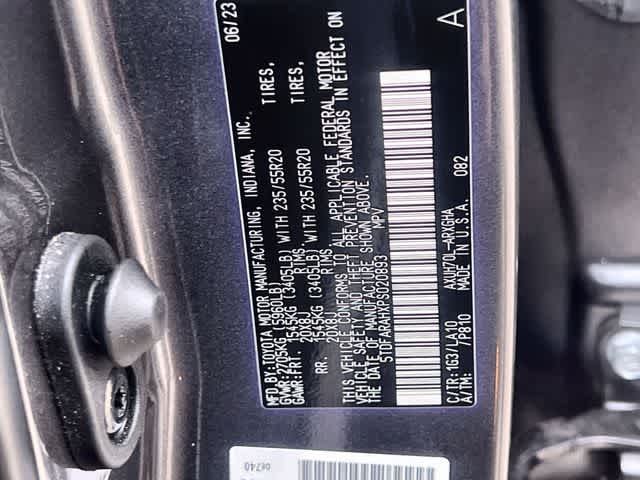 Thumbnail: 2023 Toyota Highlander - 22