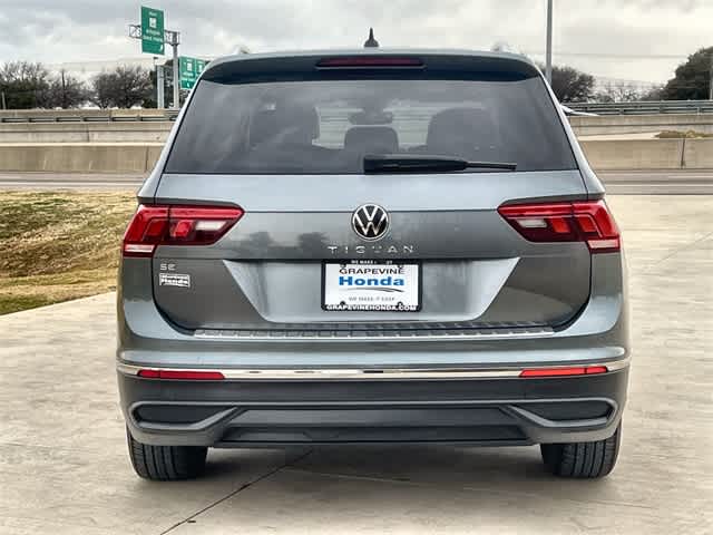 Thumbnail: 2022 Volkswagen Tiguan - 6