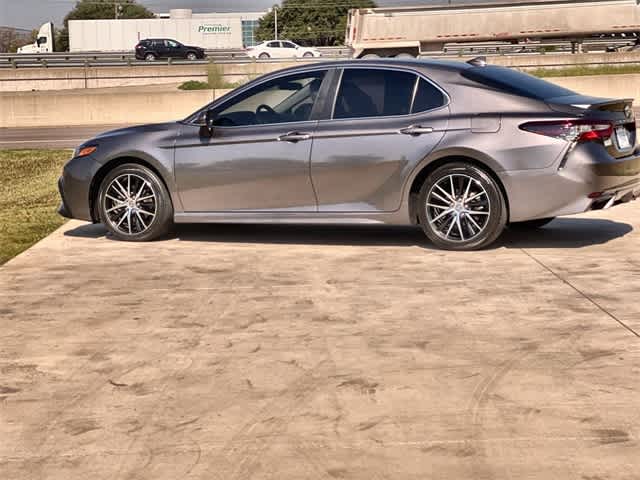Thumbnail: 2021 Toyota Camry - 4