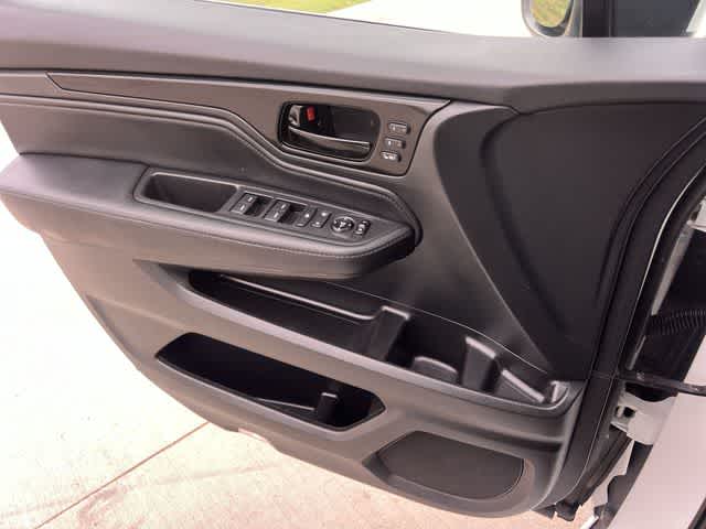 Thumbnail: 2023 Honda Odyssey - 30