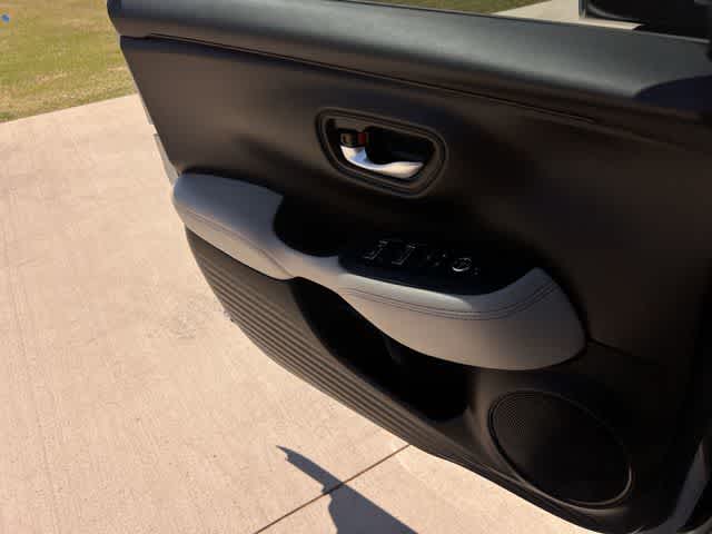 Thumbnail: 2025 Honda HR-V - 30