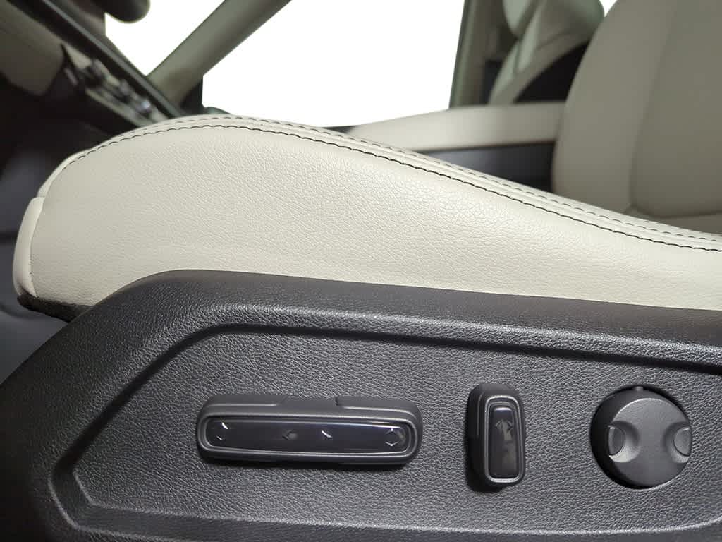 Thumbnail: 2026 Honda Pilot - 21