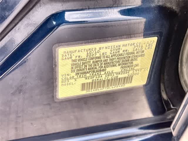 Thumbnail: 2011 Nissan Sentra - 22