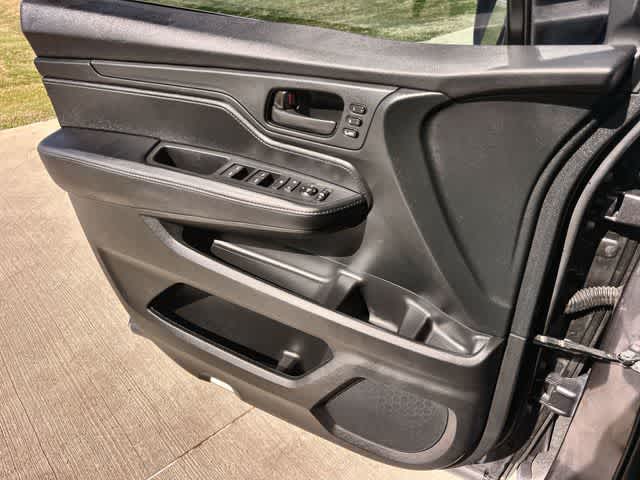 Thumbnail: 2023 Honda Odyssey - 29