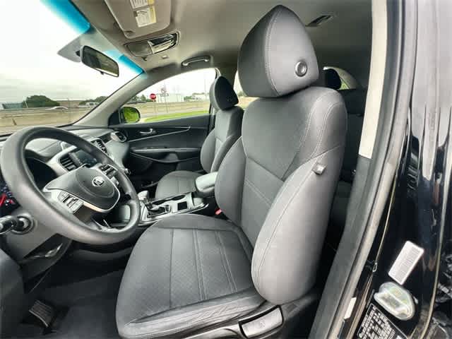 2020 Kia Sorento LX 11