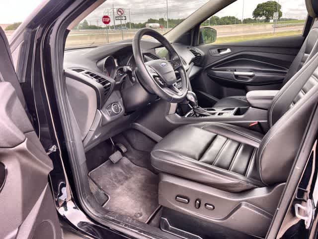 Thumbnail: 2019 Ford Escape - 3