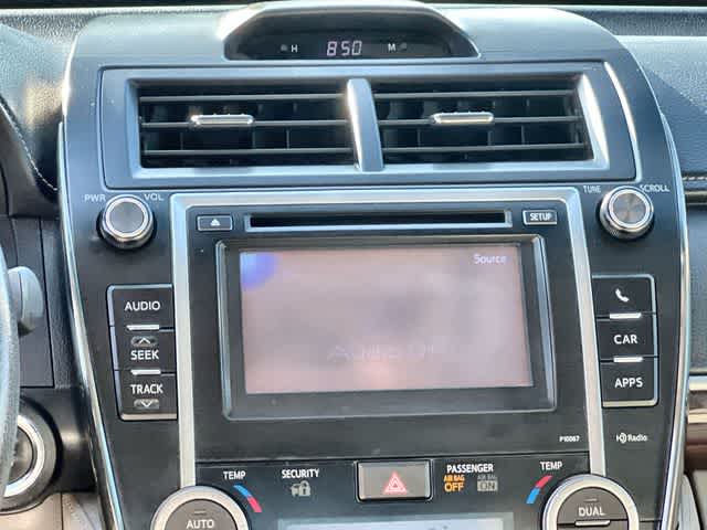 Thumbnail: 2012 Toyota Camry - 18