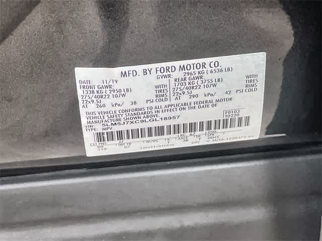 Thumbnail: 2020 Lincoln Aviator - 22