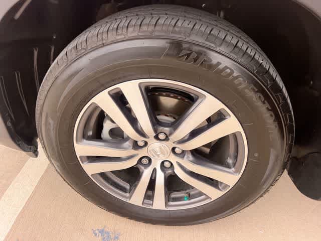 Thumbnail: 2018 Honda Pilot - 9