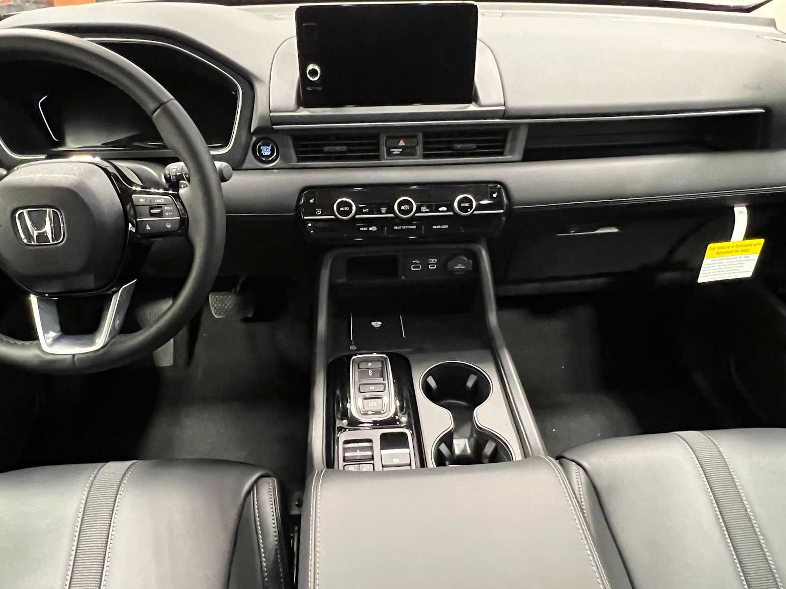 Thumbnail: 2025 Honda Pilot - 17