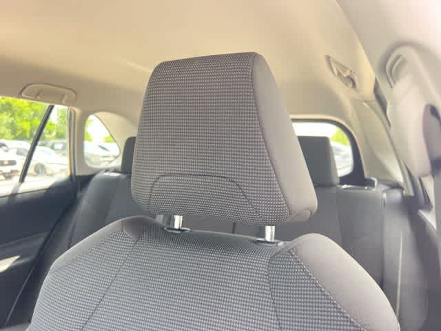 Thumbnail: 2021 Toyota RAV4 - 25