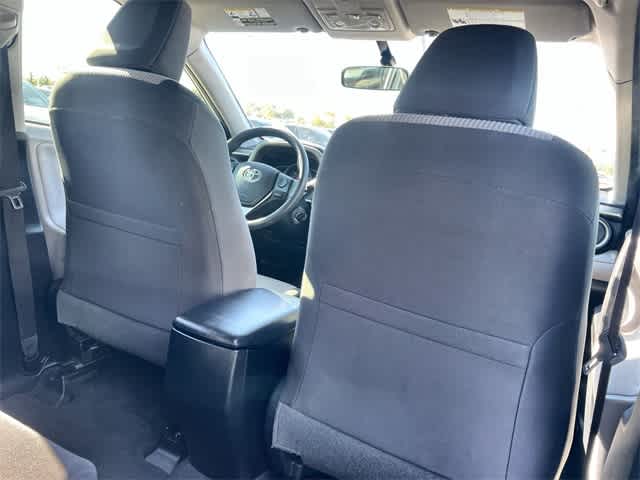 Thumbnail: 2013 Toyota RAV4 - 13