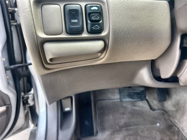 Thumbnail: 1999 Honda Accord - 27