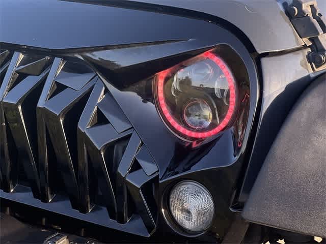 Thumbnail: 2016 Jeep Wrangler - 24
