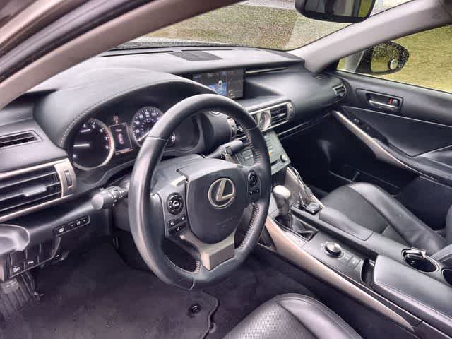 Thumbnail: 2015 Lexus IS - 15