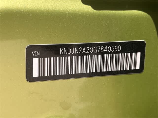 Thumbnail: 2016 Kia Soul - 18
