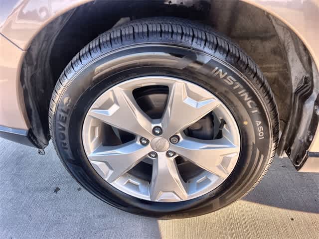 Thumbnail: 2015 Subaru Forester - 9