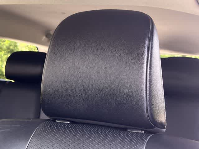 Thumbnail: 2015 Toyota 4Runner - 25