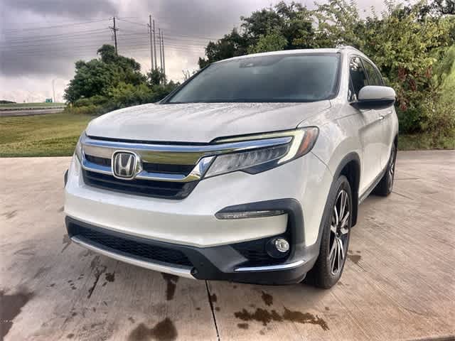 2019 Honda Pilot Elite photo 2