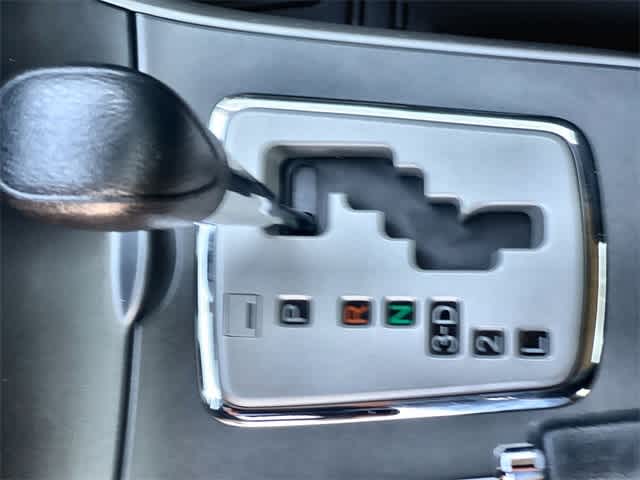 Thumbnail: 2012 Toyota Corolla - 16