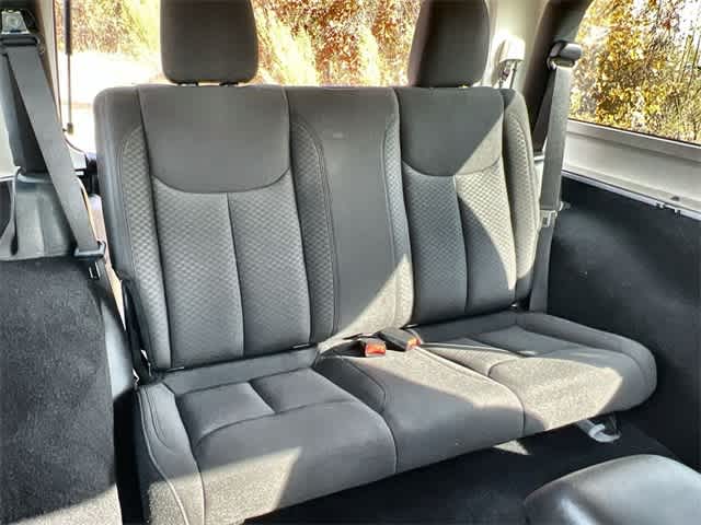 Thumbnail: 2017 Jeep Wrangler - 14