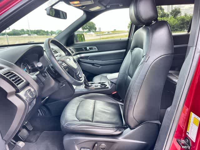 Thumbnail: 2017 Ford Explorer - 11