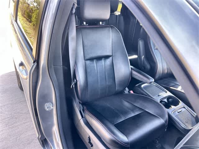 Thumbnail: 2019 Dodge Grand Caravan - 12