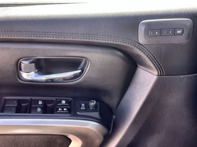 Thumbnail: 2015 Nissan Armada - 30