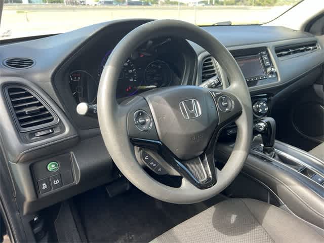 Thumbnail: 2017 Honda HR-V - 15