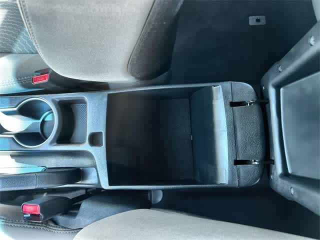 Thumbnail: 2014 Hyundai Elantra - 26