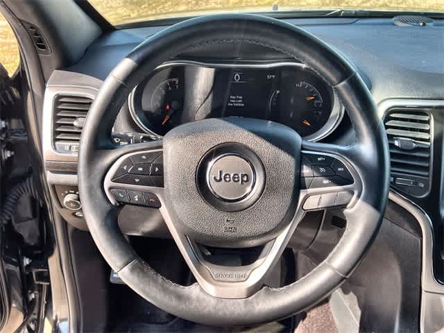 Thumbnail: 2018 Jeep Grand Cherokee - 17