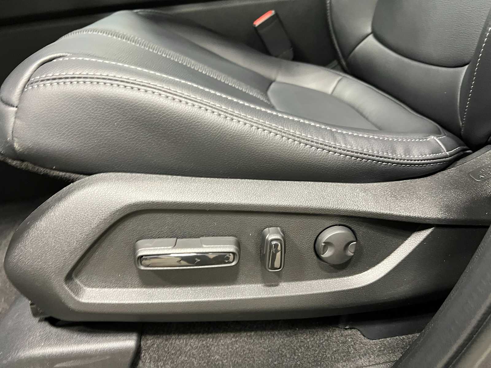 Thumbnail: 2025 Honda Pilot - 14