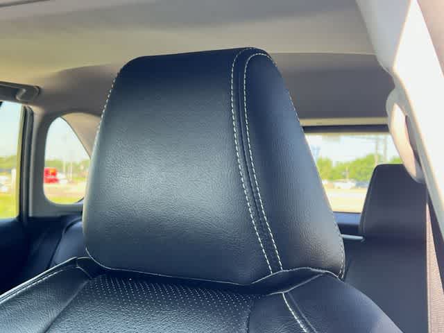 Thumbnail: 2019 Toyota RAV4 - 25