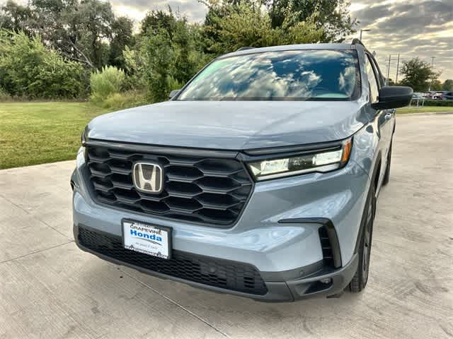 2025 Honda Pilot Sport photo 2