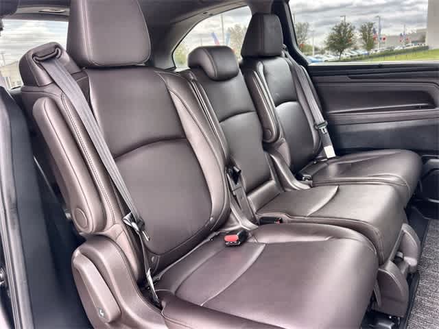 Thumbnail: 2021 Honda Odyssey - 14