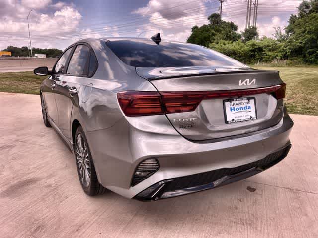 Thumbnail: 2022 Kia Forte - 5