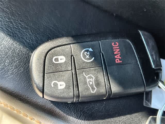 Thumbnail: 2019 Jeep Compass - 21